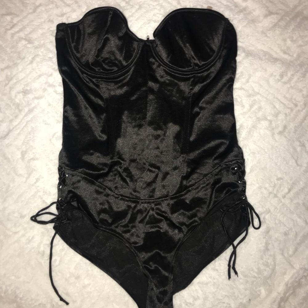 Play boy bunny costume